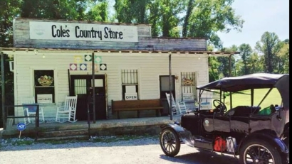 Coles Country Store